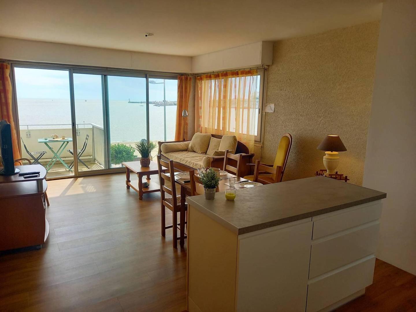 Royan - Vue Mer Pour Cet Appartement Face A La Plage - Grande Conche Экстерьер фото