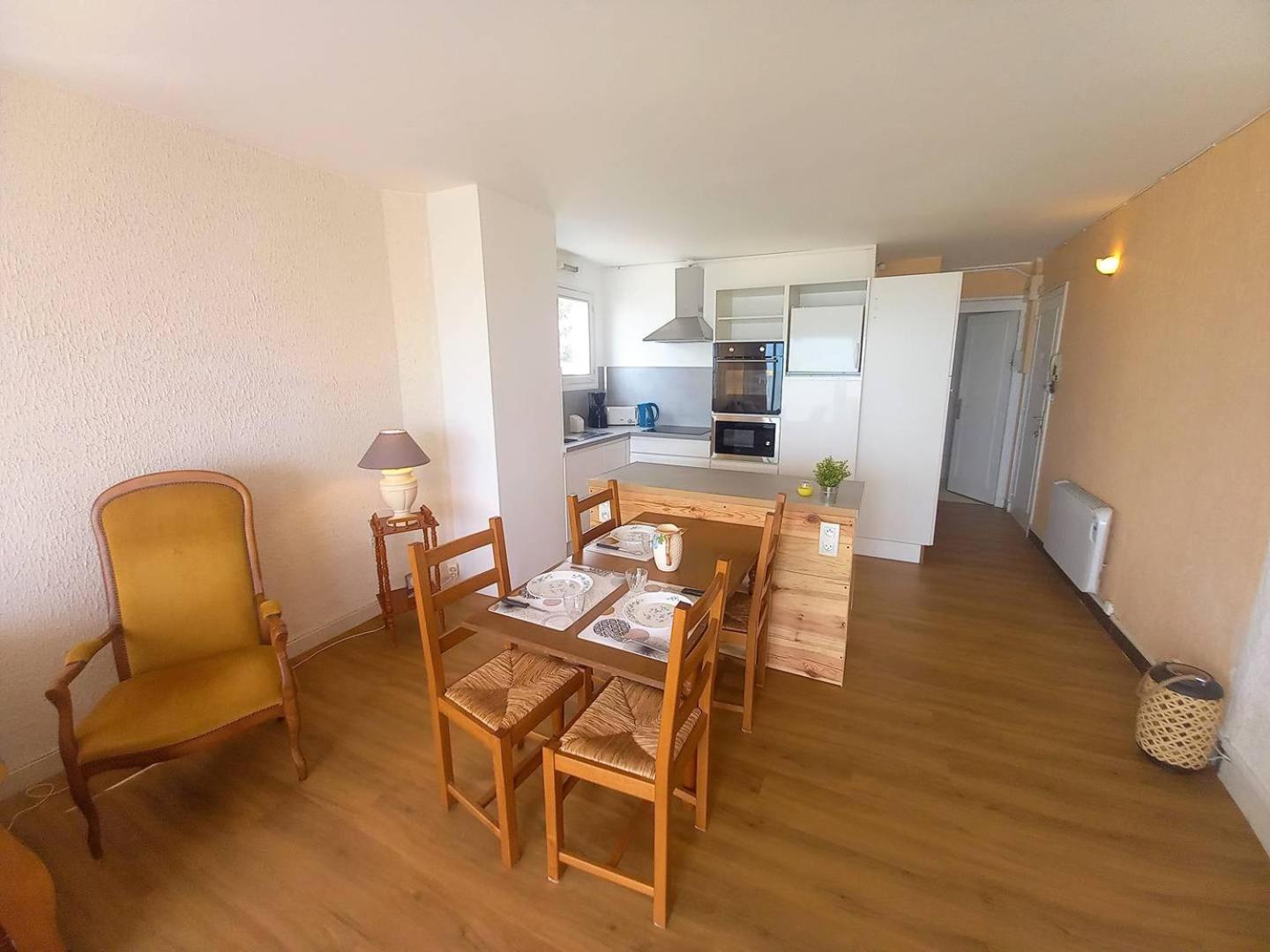Royan - Vue Mer Pour Cet Appartement Face A La Plage - Grande Conche Экстерьер фото